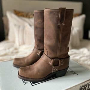 Frye Harness 12R Boot size 6.5